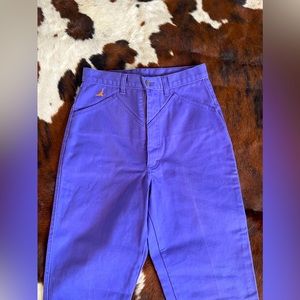 Vintage Jewel’s Classic Jeans Waist-31” Rise-14” Inseam-36”
